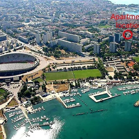 Split-Town Center Apartment - Beach -10Min Walk * سبليت